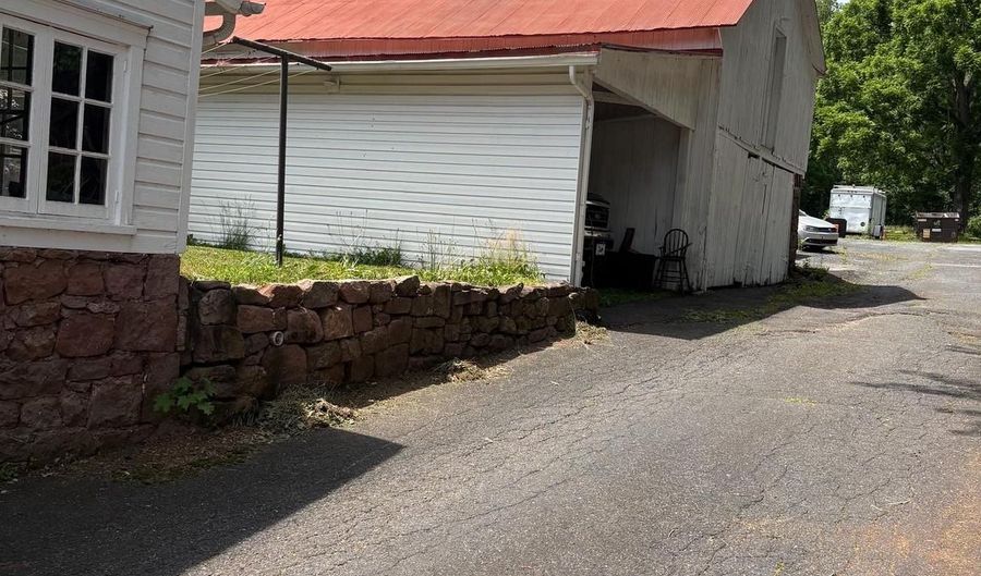 84-86 W MAIN St, Adamstown, PA 19501 - 0 Beds, 0 Bath