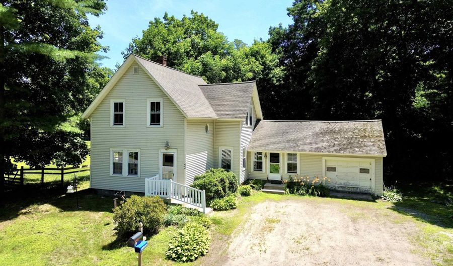 42 S Main St, Brookline, NH 03033 - 3 Beds, 2 Bath