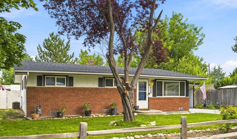 1609 E Beech St, Caldwell, ID 83605 - 3 Beds, 2 Bath