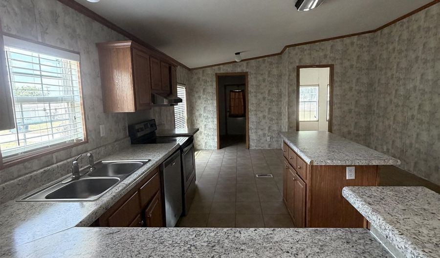 107 E Corporate Dr, Ames, OK 73718 - 4 Beds, 2 Bath