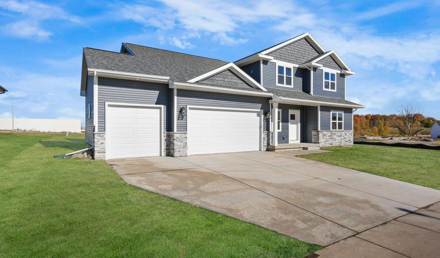 Lot 48 Blarney Stone Drive 48, Albany, WI 53520 - 4 Beds, 3 Bath