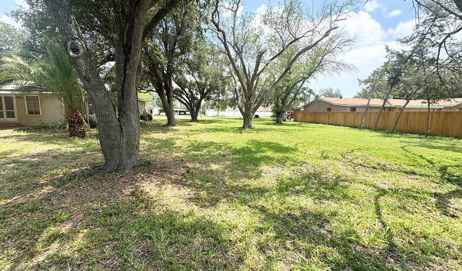1223 3RD, Alice, TX 78332 - 3 Beds, 2 Bath