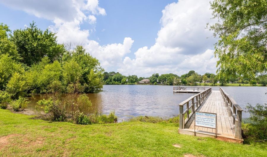 22239 Monterey Dr, Athens, AL 35613 - 3 Beds, 3 Bath