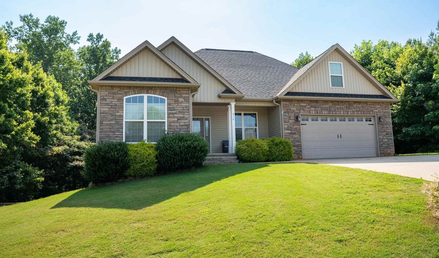 516 Abberly Ln, Boiling Springs, SC 29316 - 4 Beds, 3 Bath