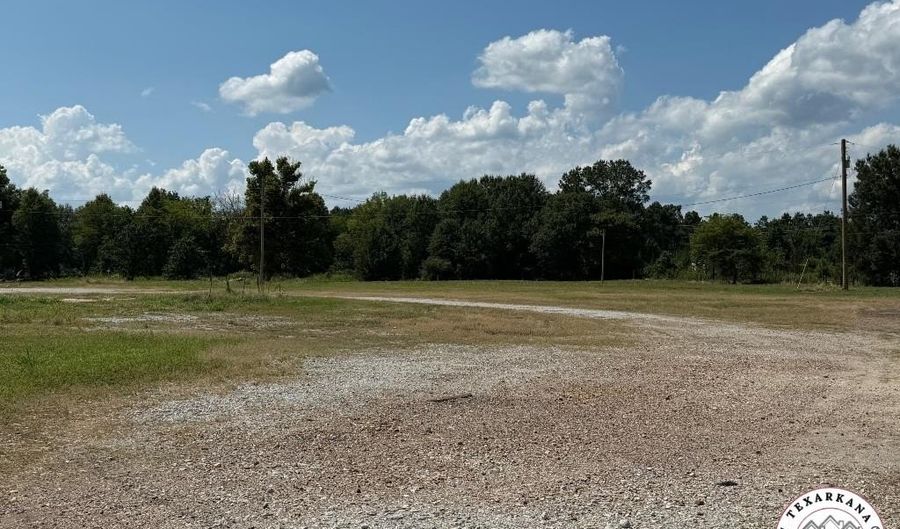 10250 US Hwy 82 W, De Kalb, TX 75559 - 0 Beds, 0 Bath