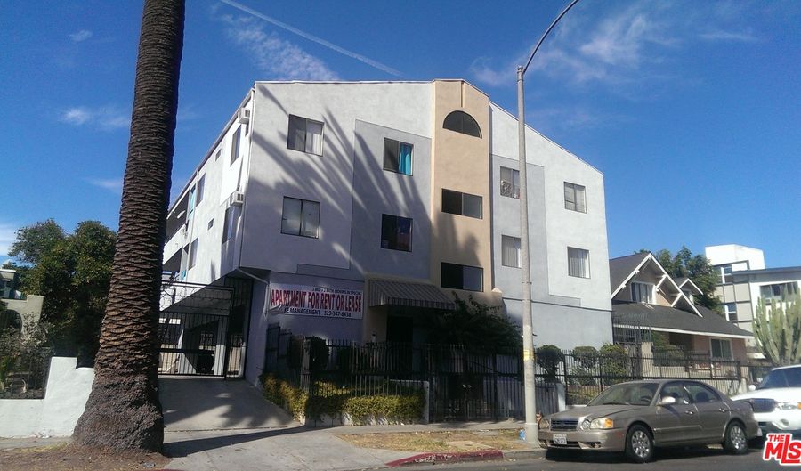 411 N Kenmore Ave 8, Los Angeles, CA 90004 - 2 Beds, 2 Bath