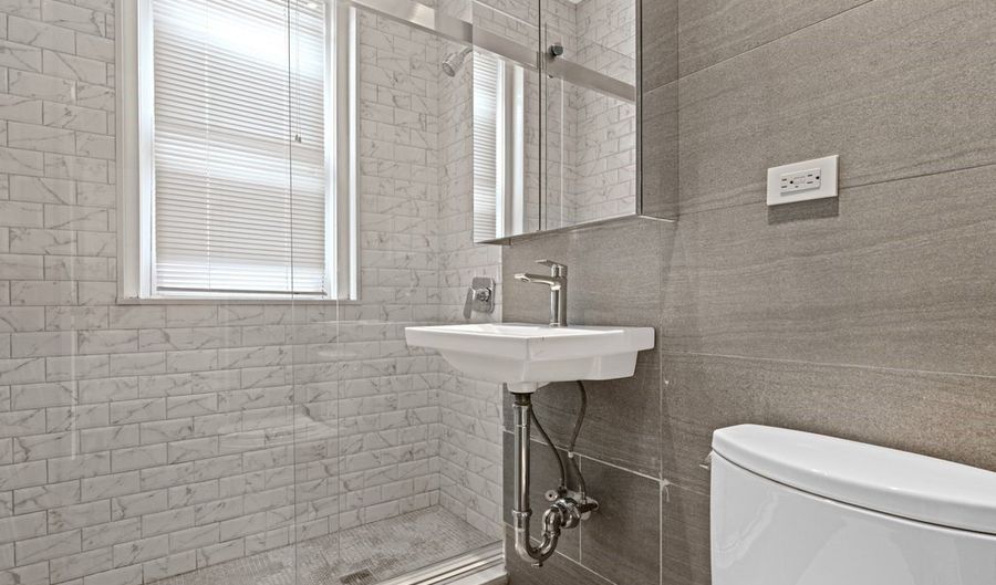 62 Queensberry 404, Boston, MA 02116 - 1 Beds, 1 Bath