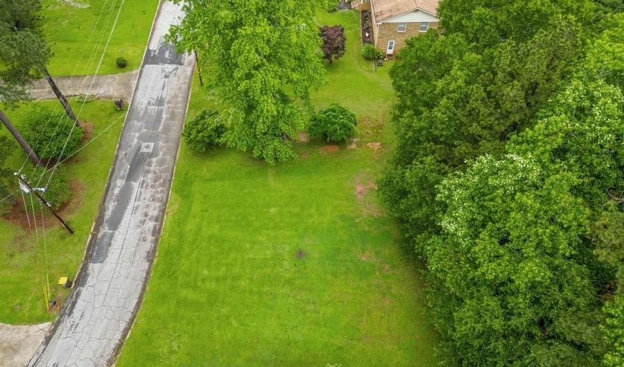 2095 Gherry Dr, Austell, GA 30106 - 4 Beds, 2 Bath