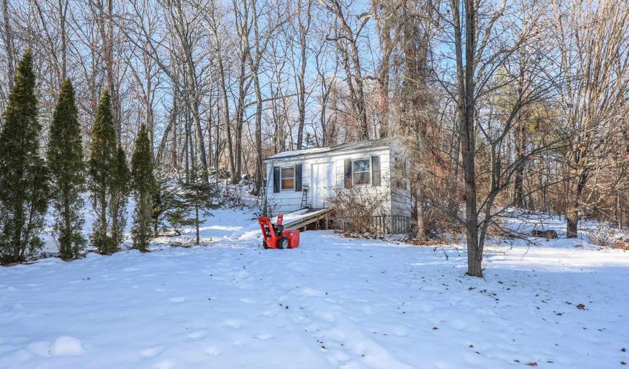 282 Wallace Rd, Bedford, NH 03110 - 3 Beds, 2 Bath