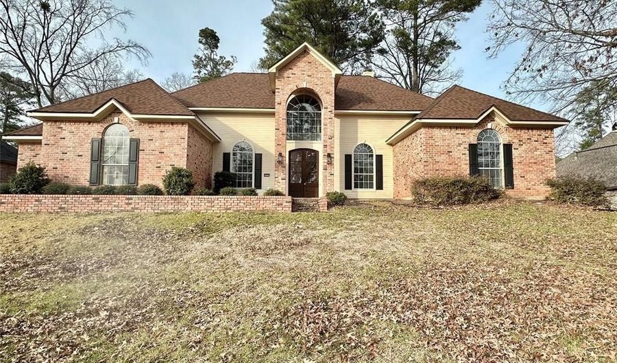 4940 Willow Chase Dr, Benton, LA 71006 - 5 Beds, 4 Bath
