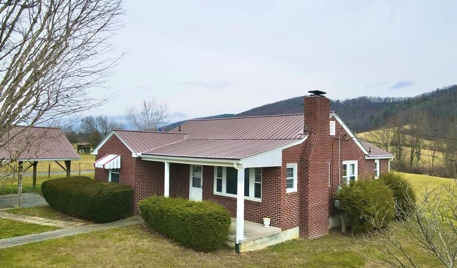 2608 Hinton Rd, Athens, WV 24712 - 3 Beds, 1 Bath