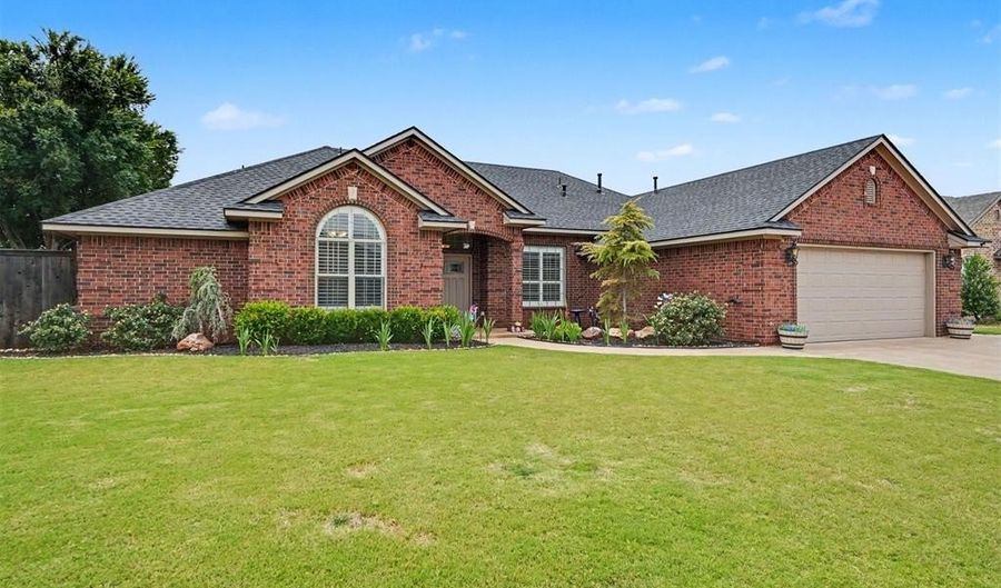 808 Sheryl Ln, Altus, OK 73521 - 4 Beds, 3 Bath