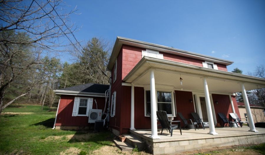 5620 Vore Ridge Rd, Athens, OH 45701 - 3 Beds, 2 Bath