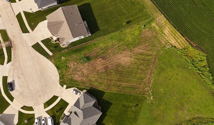 3008 Lakeview Dr SE, Altoona, IA 50009 - 0 Beds, 0 Bath