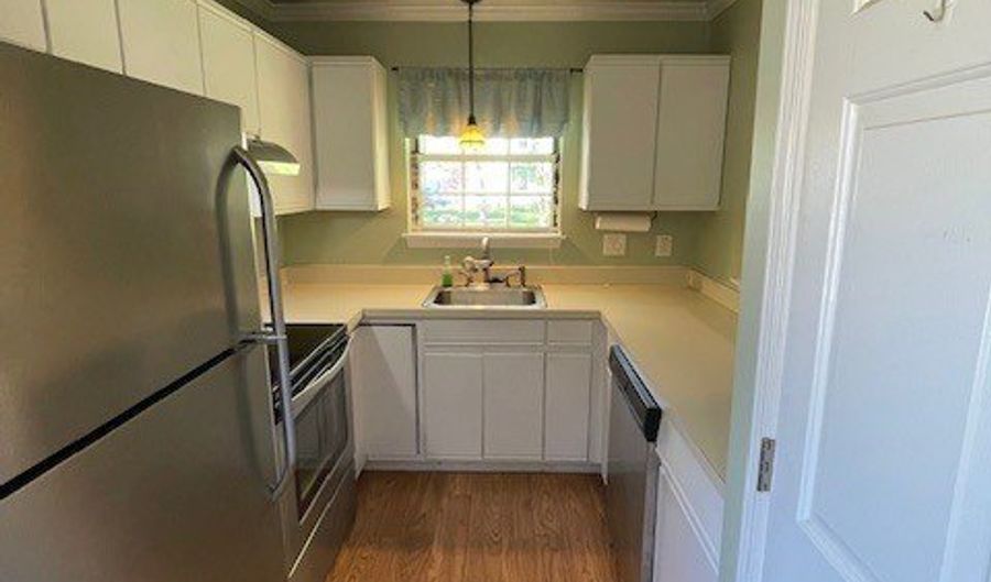 53 Brushy Plain Rd 9F, Branford, CT 06405 - 1 Beds, 1 Bath
