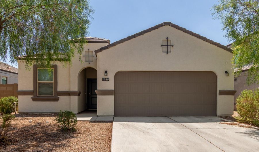 31069 W COLUMBUS Ave, Buckeye, AZ 85396 - 3 Beds, 2 Bath
