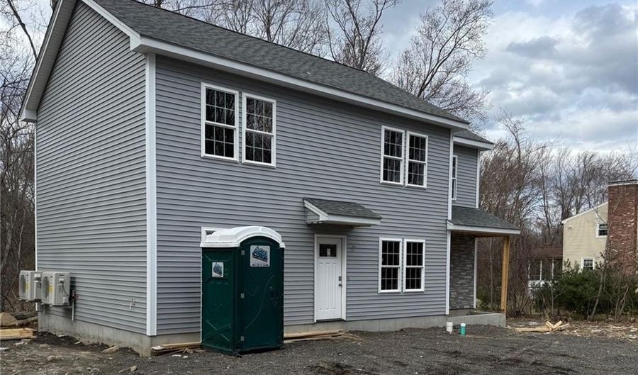 72 Wilbur Rd, Lincoln, RI 02865 - 4 Beds, 3 Bath