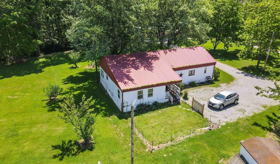735 SHARP Rd, Anna, IL 62906 - 3 Beds, 2 Bath