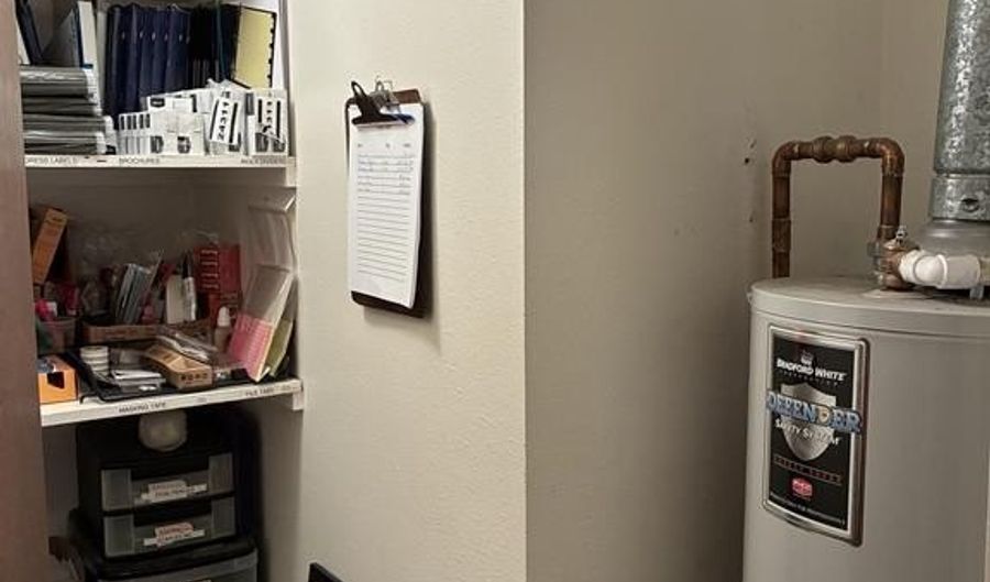 1116 Third St, Alamosa, CO 81101 - 3 Beds, 1 Bath