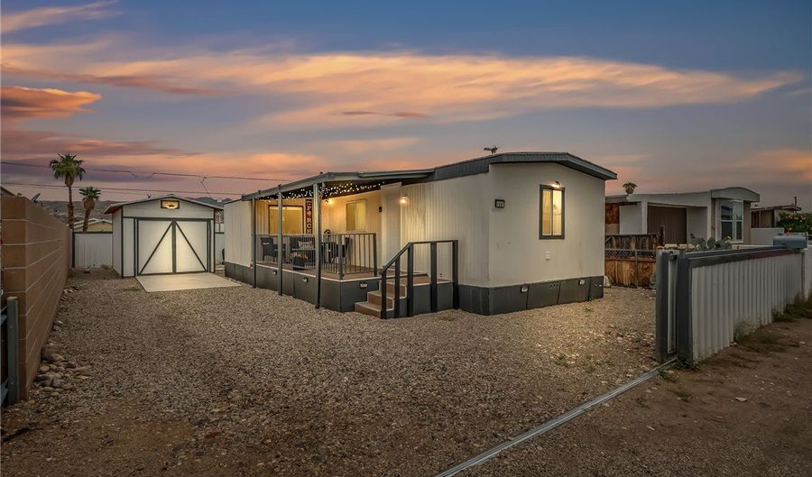 1867 Montclair Dr, Bullhead City, AZ 86442 - 2 Beds, 1 Bath