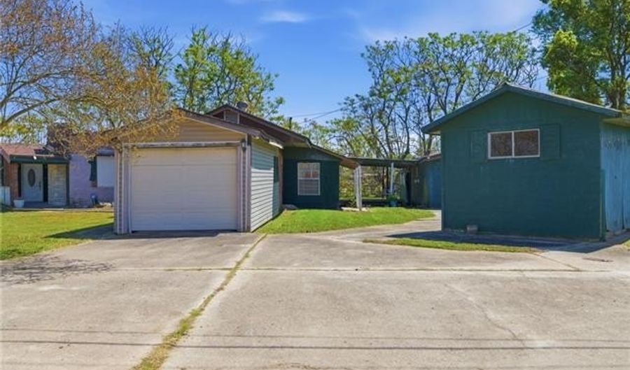 101 103 Q St, Belle Chasse, LA 70037 - 2 Beds, 2 Bath