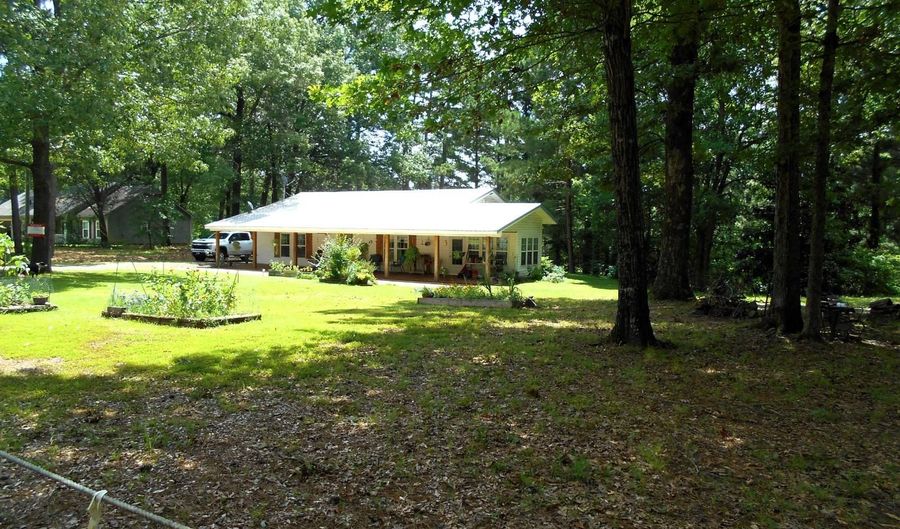 117 Old Millwood Rd, Ashdown, AR 71822 - 2 Beds, 3 Bath
