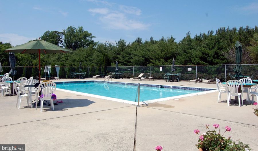 72 GAINSBOROUGH Dr, Lewes, DE 19958 - 3 Beds, 2 Bath