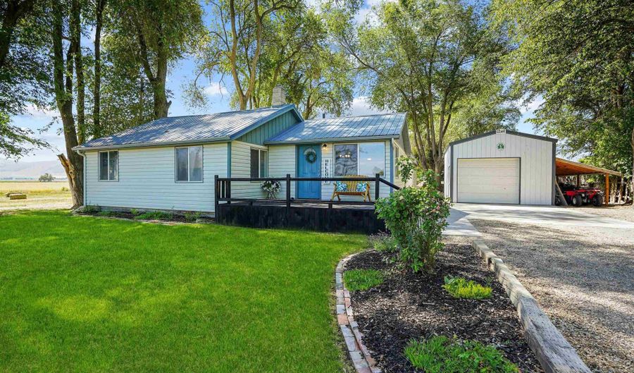 655 E 200 S, Burley, ID 83318 - 4 Beds, 2 Bath