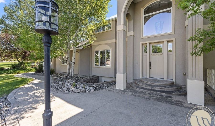 4155 Cedarwood Ln, Billings, MT 59106 - 5 Beds, 4 Bath