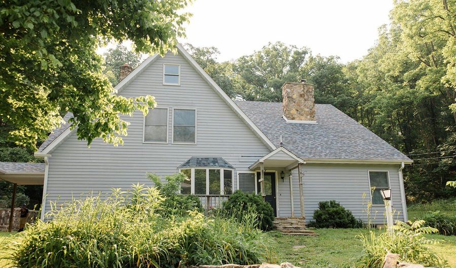 19429 E State Highway 14, Ava, MO 65608 - 7 Beds, 4 Bath