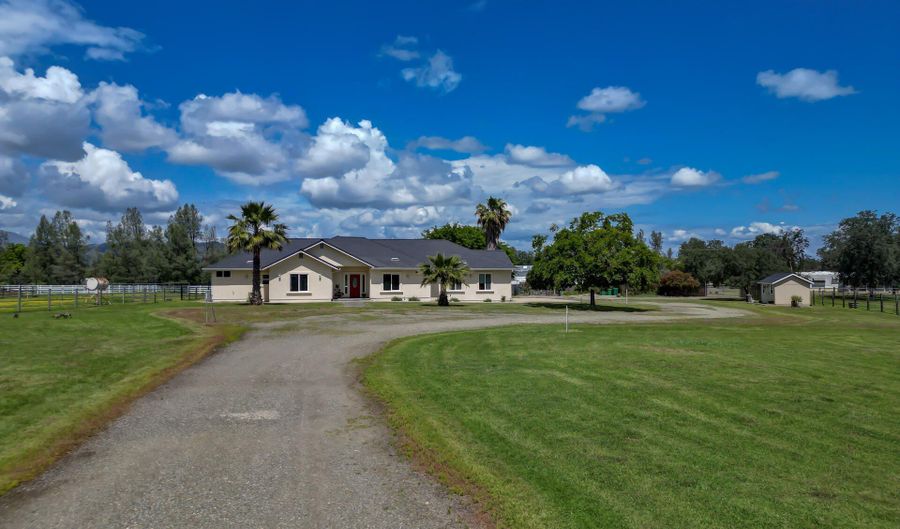 16170 Willow Springs Rd, Anderson, CA 96007 - 4 Beds, 3 Bath