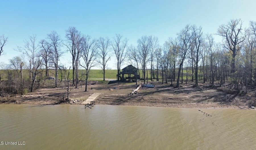 2 Greenwood Miller Rd, Beulah, MS 38726 - 3 Beds, 2 Bath