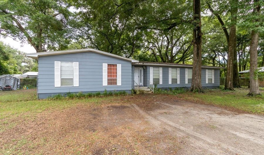 14215 NW 142ND Pl, Alachua, FL 32615 - 4 Beds, 2 Bath