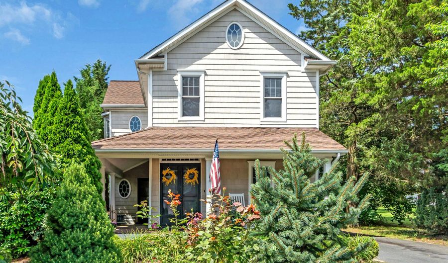 3118 Atlantic Ave, Allenwood, NJ 08720 - 4 Beds, 3 Bath