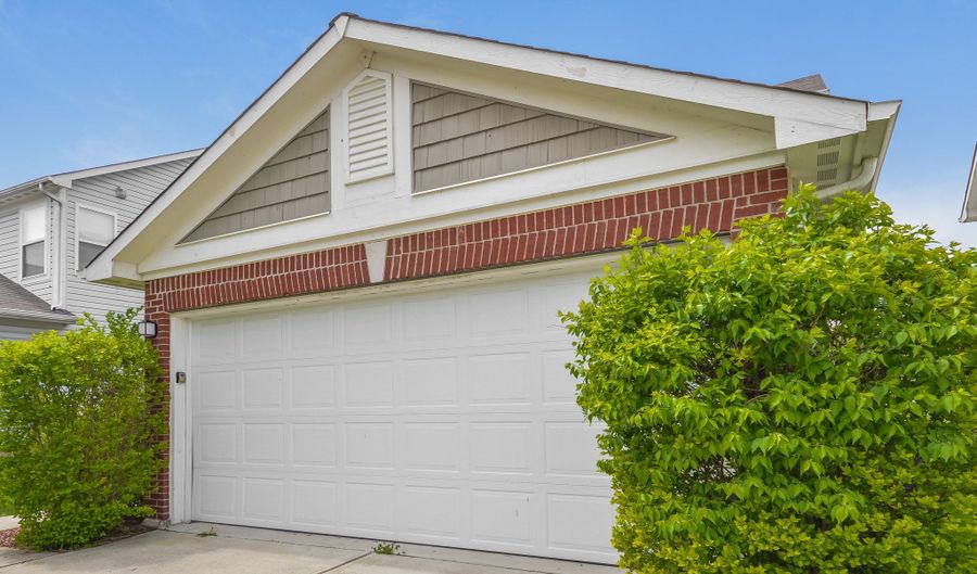 536 New Moon St, Avon, IN 46123 - 3 Beds, 3 Bath