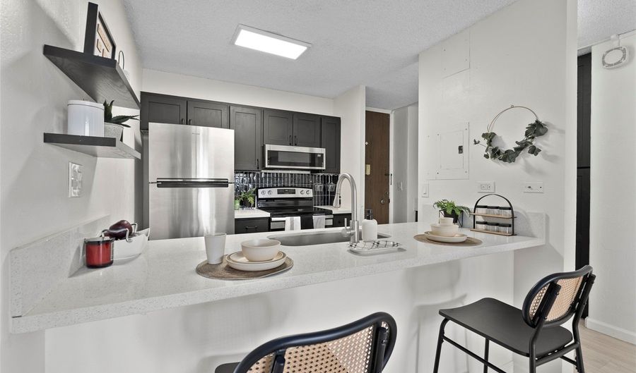 98-500 Koauka Loop 2H, Aiea, HI 96701 - 2 Beds, 1 Bath