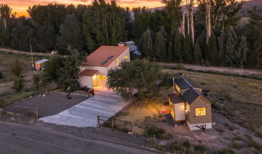 32337 Belle Ave, Bruneau, ID 83604 - 2 Beds, 2 Bath