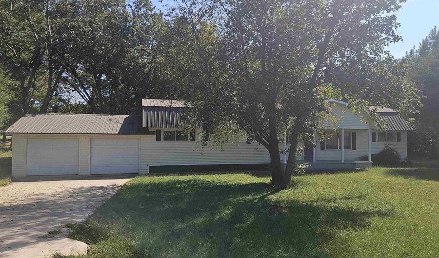 13584 Garden Way, Athens, AL 35611 - 3 Beds, 2 Bath