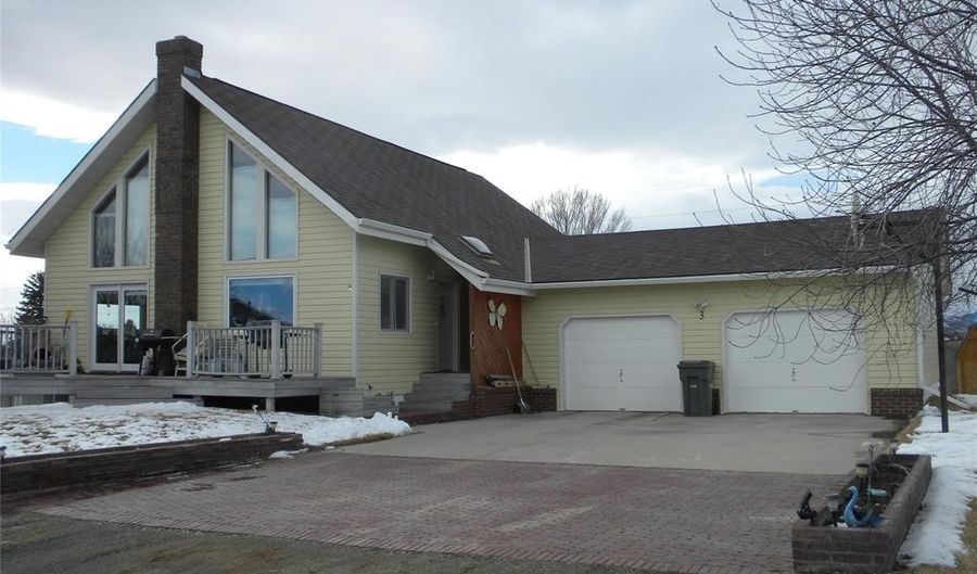 3 Whitetail Dr, Whitehall, MT 59759 - 5 Beds, 3 Bath