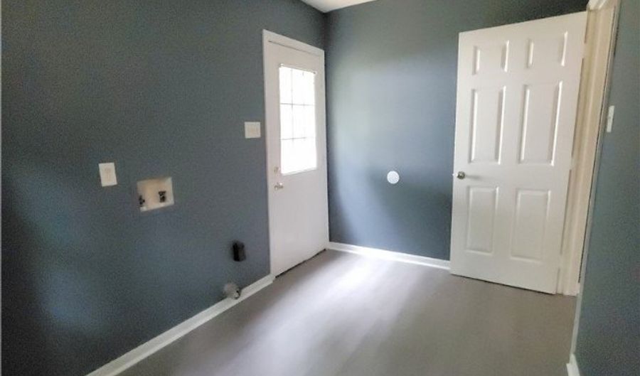 124 La Mae Cir, Aylett, VA 23009 - 3 Beds, 2 Bath
