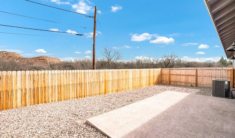 571 SIESTA St, Clarkdale, AZ 86324 - 4 Beds, 0 Bath