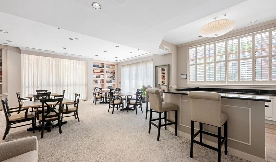 4808 MOORLAND Ln 501, Bethesda, MD 20814 - 1 Beds, 1 Bath