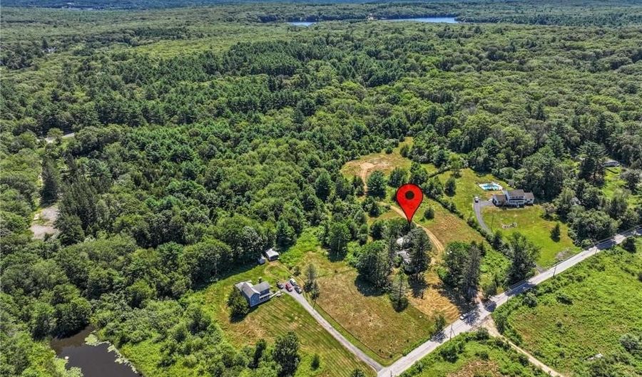 96 Log Bridge Rd, Coventry, RI 02827 - 4 Beds, 1 Bath