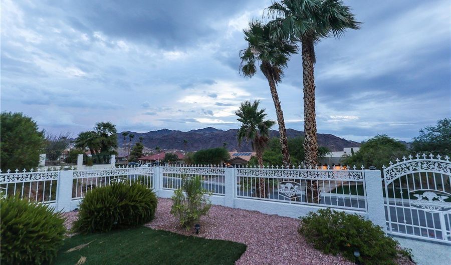 935 Vista Lago Way, Boulder City, NV 89005 - 3 Beds, 3 Bath
