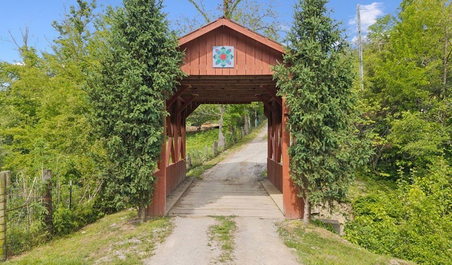 1060 Old 19, Augusta, KY 41002 - 4 Beds, 4 Bath