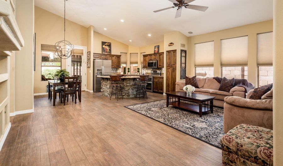 30844 N 41ST Pl, Cave Creek, AZ 85331 - 3 Beds, 2 Bath
