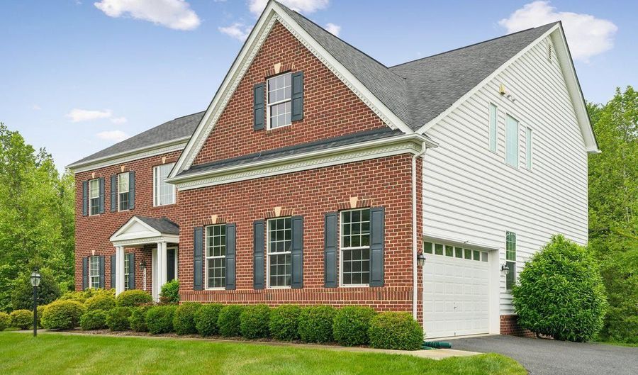 14305 DAWN WHISTLE Way, Bowie, MD 20721 - 5 Beds, 5 Bath