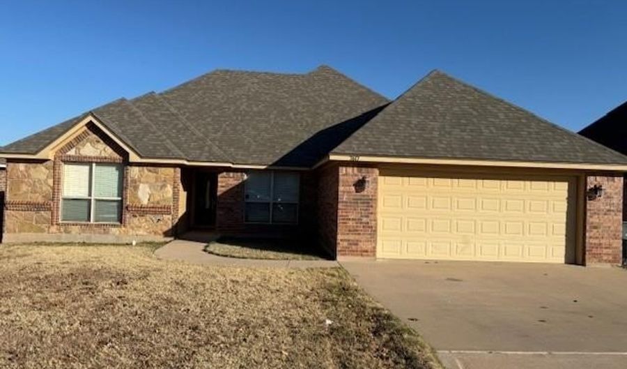 7617 Tuscany Dr, Abilene, TX 79606 - 4 Beds, 2 Bath