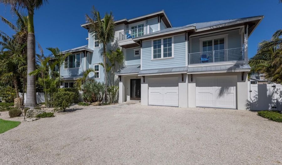 222 WILLOW Ave, Anna Maria, FL 34216 - 4 Beds, 6 Bath