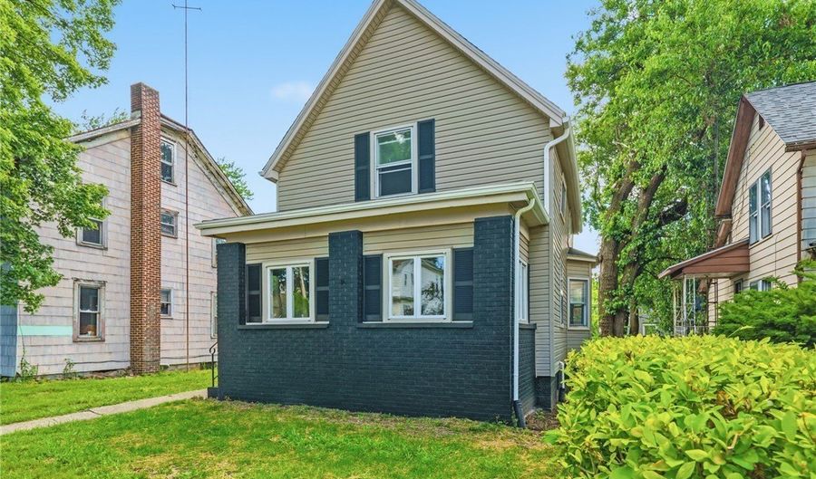 440 S Freedom Ave, Alliance, OH 44601 - 3 Beds, 1 Bath